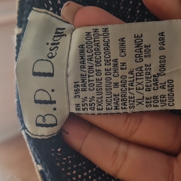 Christmas crochet Vest Size Large - Picture 7 of 13